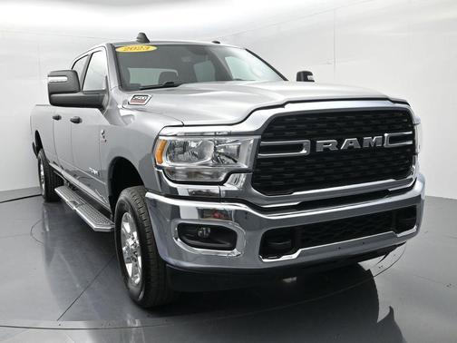 2023 RAM 2500 Big Horn Crew Cab 4x4 8' Box