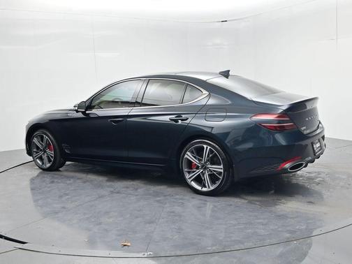 2025 Genesis G70 3.3T AWD Sport Advanced