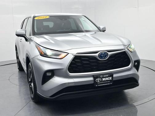 2022 Toyota Highlander Hybrid LE