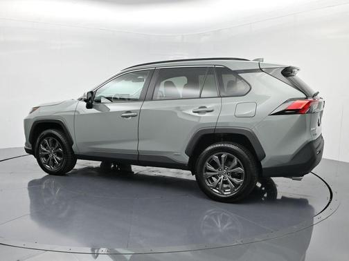 2022 Toyota RAV4 Hybrid XLE Premium