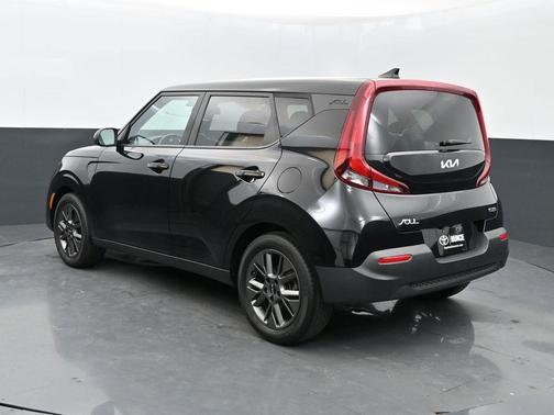2022 Kia Soul EX