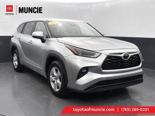 2023 Toyota Highlander LE
