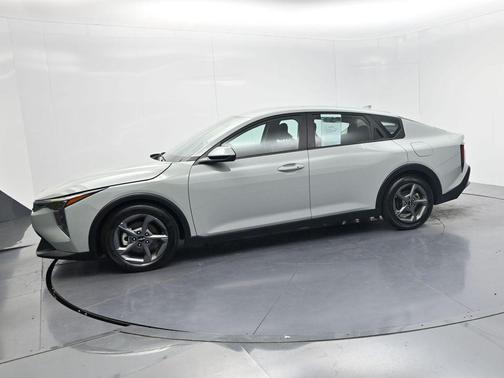 Morning Haze 2025 Kia K4 LXS