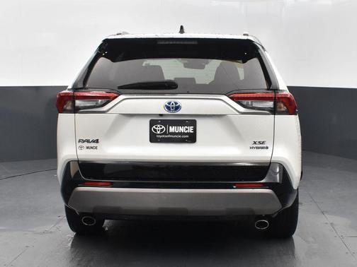 2022 Toyota RAV4 Hybrid XSE