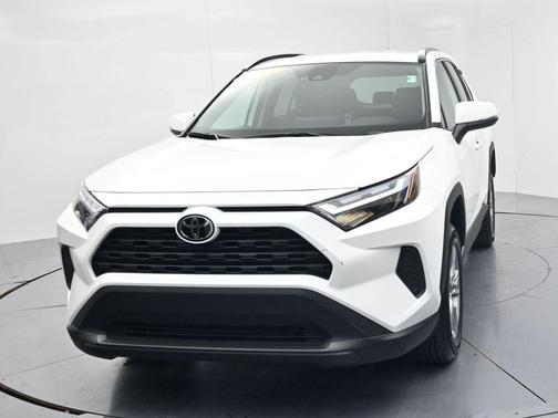 Ice Cap 2025 Toyota RAV4 XLE