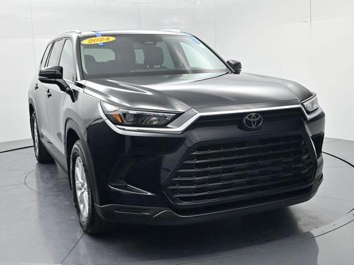 Midnight Black Metallic 2024 Toyota Grand Highlander XLE