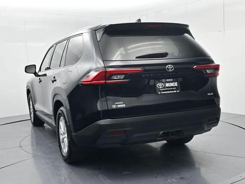 Midnight Black Metallic 2024 Toyota Grand Highlander XLE