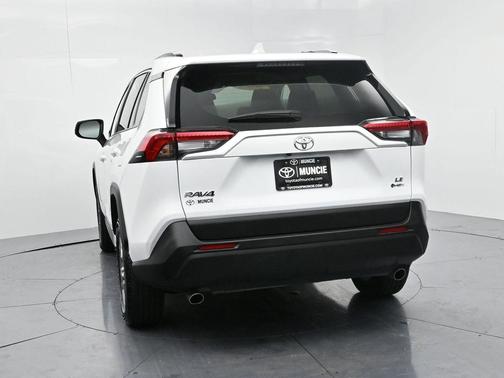 2025 Toyota RAV4 Hybrid LE
