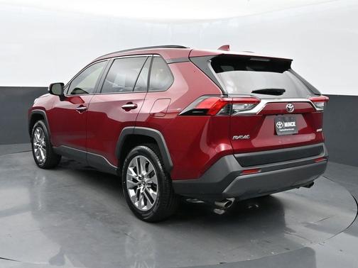 2020 Toyota RAV4 Limited