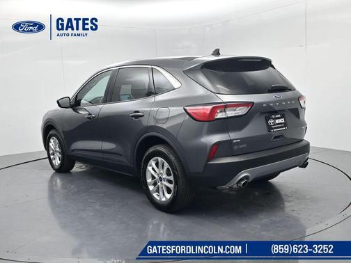 Carbonized Gray Metallic 2022 Ford Escape SE