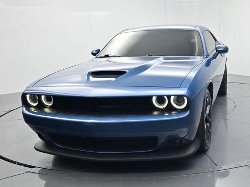 Frostbite 2022 Dodge Challenger GT