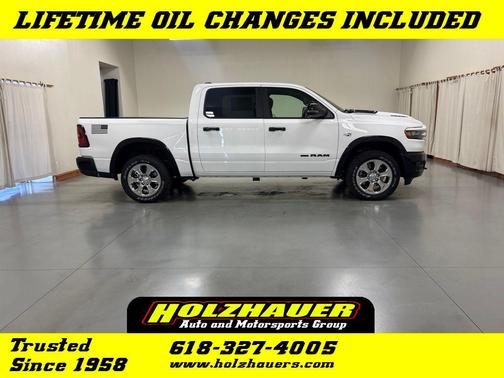 Bright White Clearcoat 2026 RAM 1500 Big Horn/Lone Star