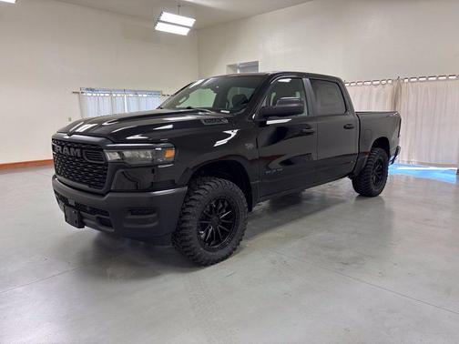 Diamond Black Crystal Pearlcoat 2027 RAM 1500 Tradesman