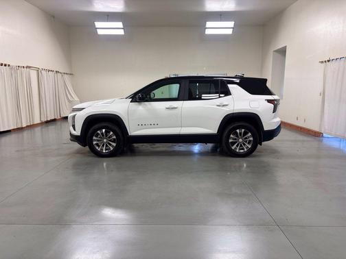 Summit White 2026 Chevrolet Equinox 1LT
