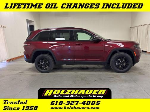 Velvet Red Pearlcoat 2026 Jeep Grand Cherokee Altitude