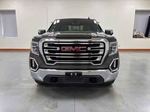 Brownstone Metallic 2021 GMC Sierra 1500 SLT