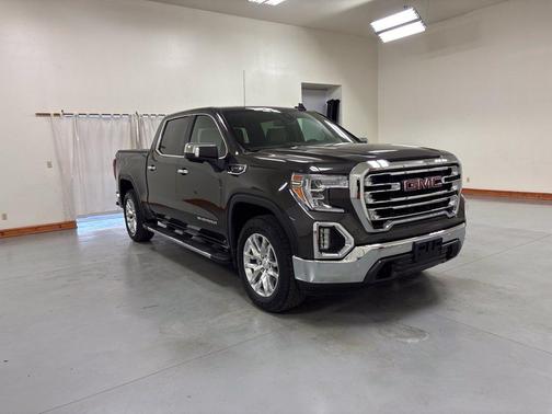 Brownstone Metallic 2021 GMC Sierra 1500 SLT