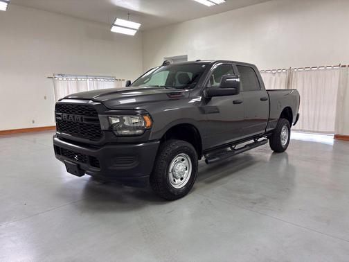 Granite Crystal Metallic Clearcoat 2024 RAM 2500 Tradesman Crew Cab 4x4 6'4' Box
