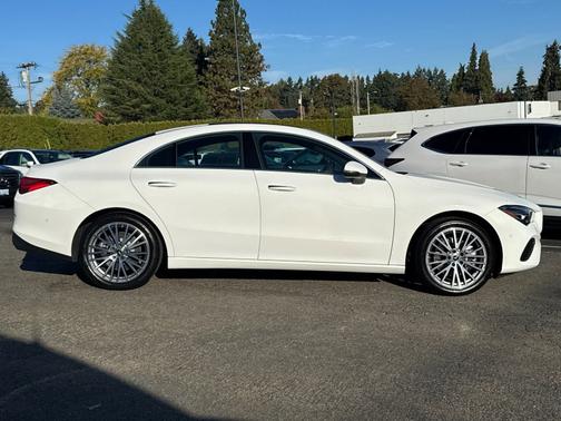 2025 Mercedes-Benz CLA 250 4MATIC