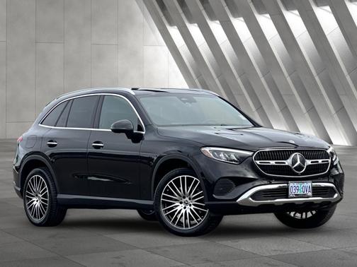 2026 Mercedes-Benz GLC 300 4MATIC