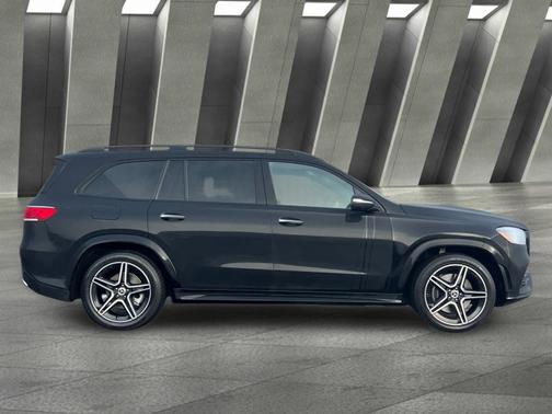 2022 Mercedes-Benz GLS 450 