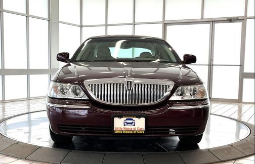 2009 Lincoln Town Car Signature