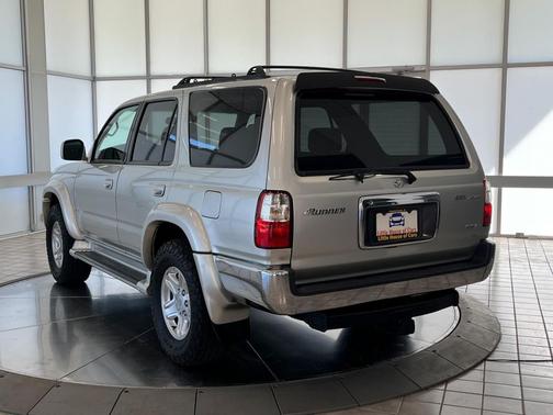 2002 Toyota 4Runner SR5