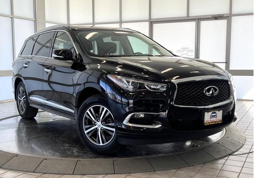 2017 INFINITI QX60 Base