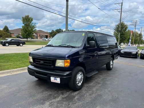 2003 Ford E350 Super Duty XL Wagon