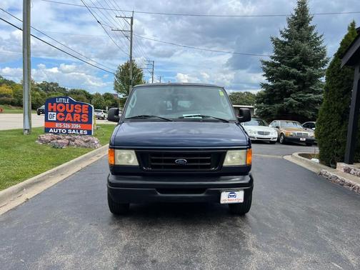 2003 Ford E350 Super Duty XL Wagon