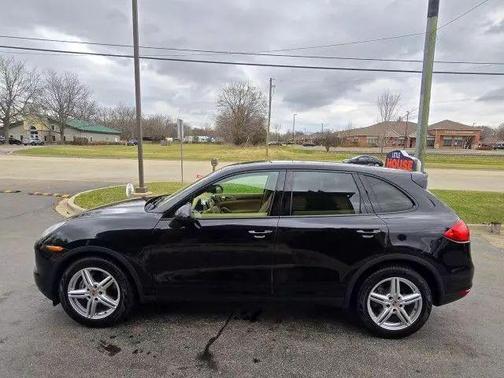2013 Porsche Cayenne Base