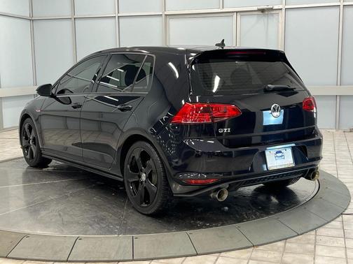 2017 Volkswagen Golf GTI 2.0T S 4-Door