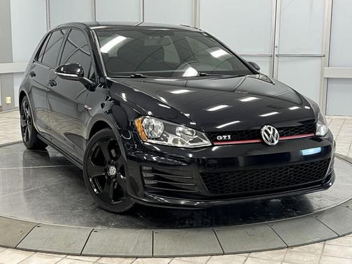2017 Volkswagen Golf GTI 2.0T S 4-Door