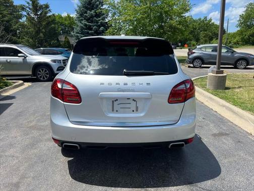 2012 Porsche Cayenne Base