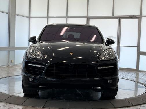 2011 Porsche Cayenne Turbo