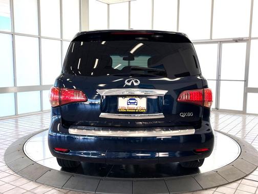 2017 INFINITI QX80 Signature Edition