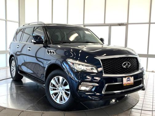 2017 INFINITI QX80 Signature Edition