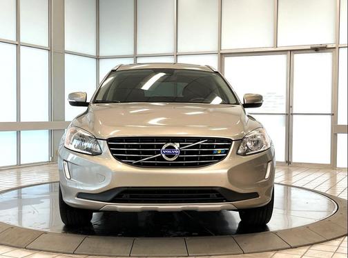 2016 Volvo XC60 T5 Premier