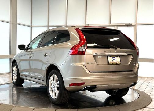 2016 Volvo XC60 T5 Premier