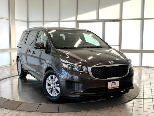 2017 Kia Sedona LX
