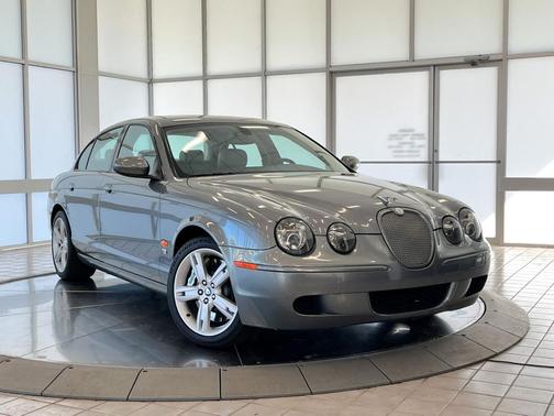 2005 Jaguar S-Type 4.2L V8 R