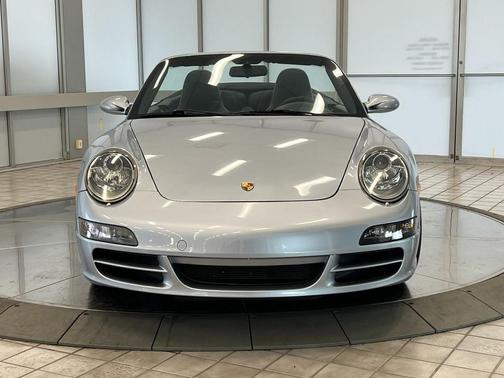 2005 Porsche 911 911 Carrera Cabriolet