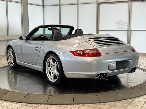 2005 Porsche 911 911 Carrera Cabriolet