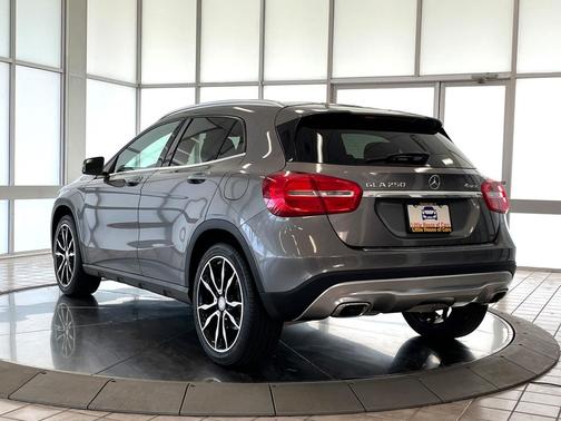 2015 Mercedes-Benz GLA-Class 4MATIC