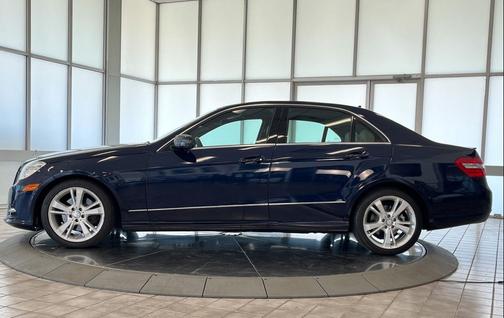2013 Mercedes-Benz E-Class 4MATIC