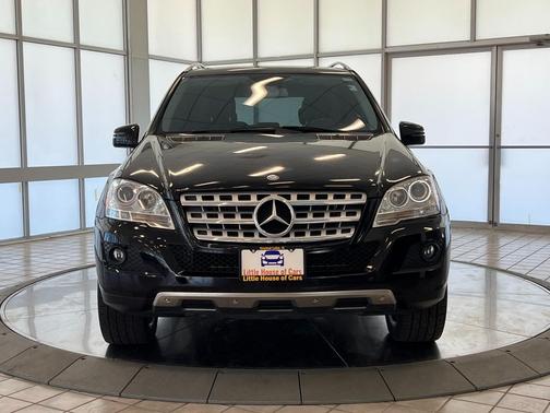 Black 2011 Mercedes-Benz M-Class 4MATIC