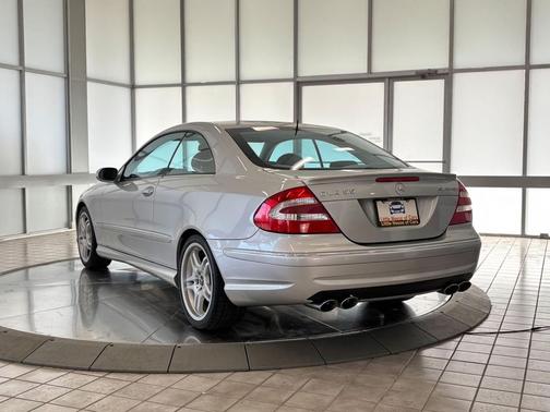 2005 Mercedes-Benz CLK-Class AMG