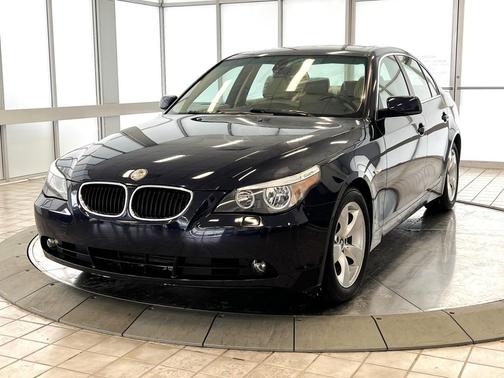 2005 BMW 530 530i