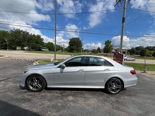 2015 Mercedes-Benz E-Class 4MATIC