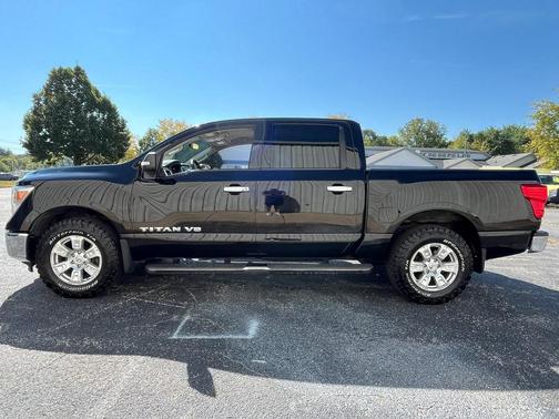 2018 Nissan Titan SV